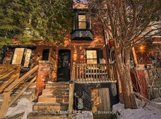 257 Rhodes Ave, Toronto, ON M4L3A2