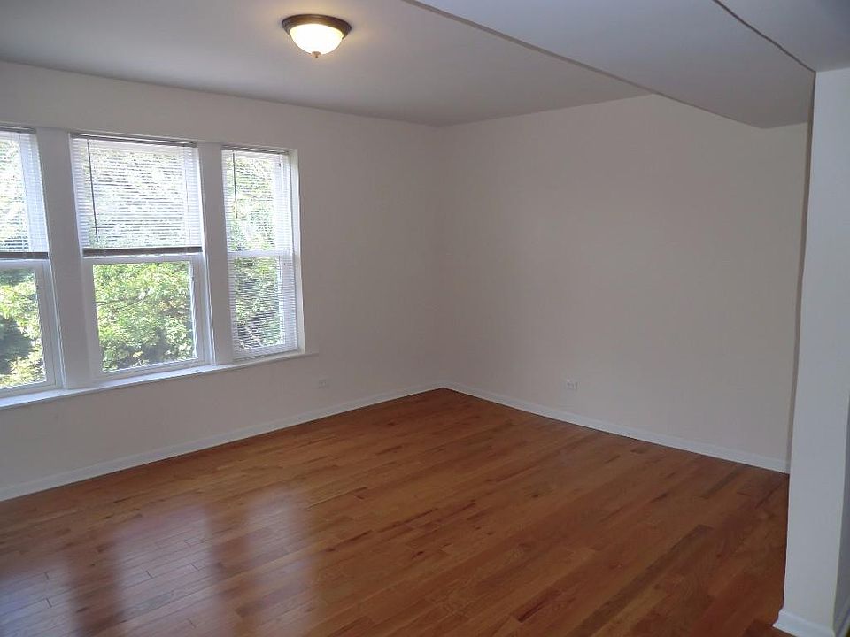 1st image of 6205 N Ravenswood Ave