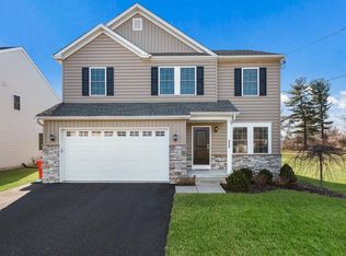 226 Maple St, Warminster, PA 18974