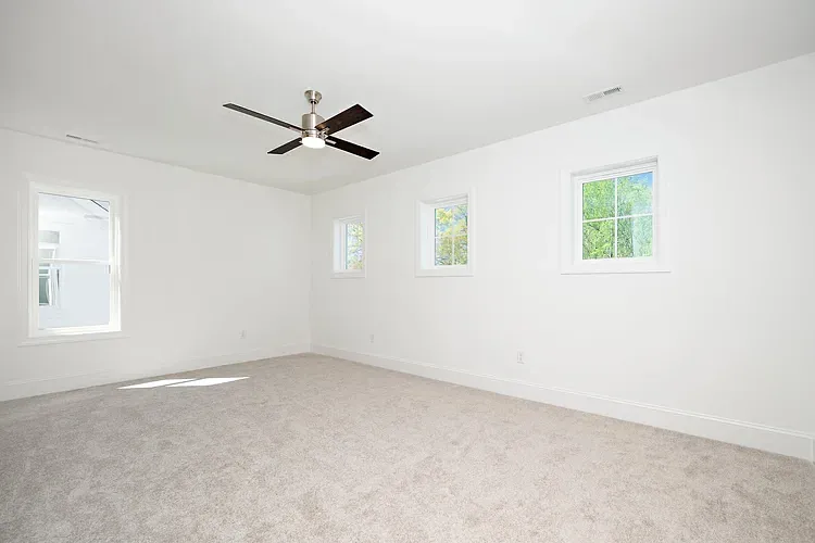 Bonus/Movie/Flex room upstairs