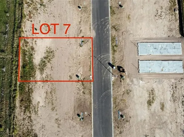 612 Mountain Rd, Mission, TX 78573