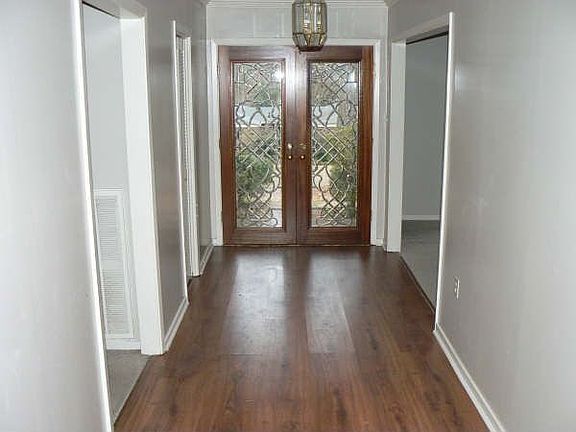 Entrance from front door