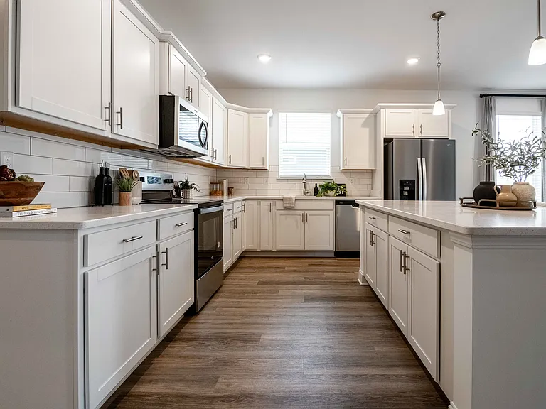 Cottages at Thrasher — Photo 30
