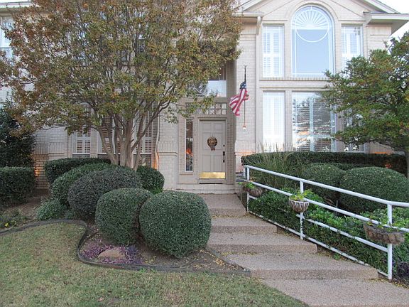 4th image of 4804 Clovis Ct
