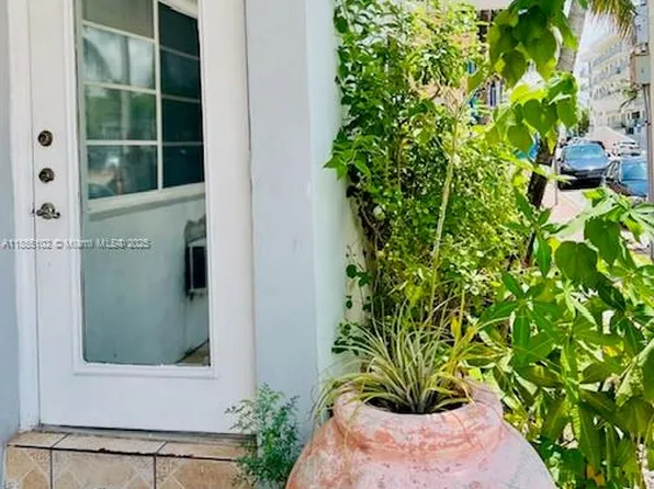 4201 Indian Creek Dr APT 5, Miami Beach, FL 33140