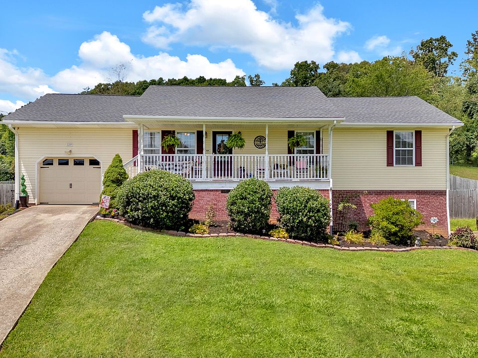 1st image of 1109 Greenlee Dr