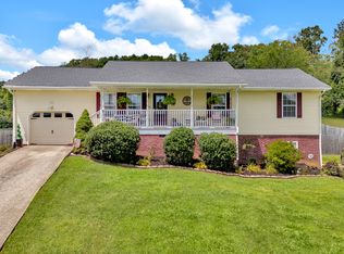 1109 Greenlee Dr, Jonesborough, TN 37659