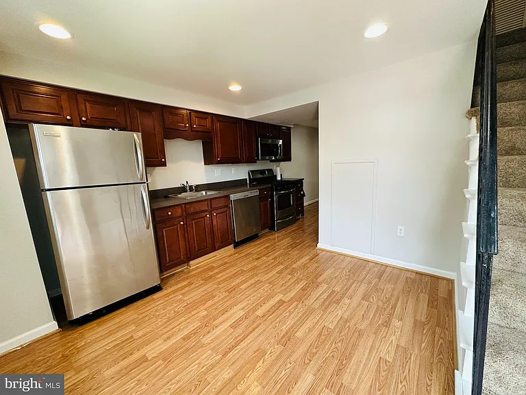34 Carroll View Ave #34 — Photo 2