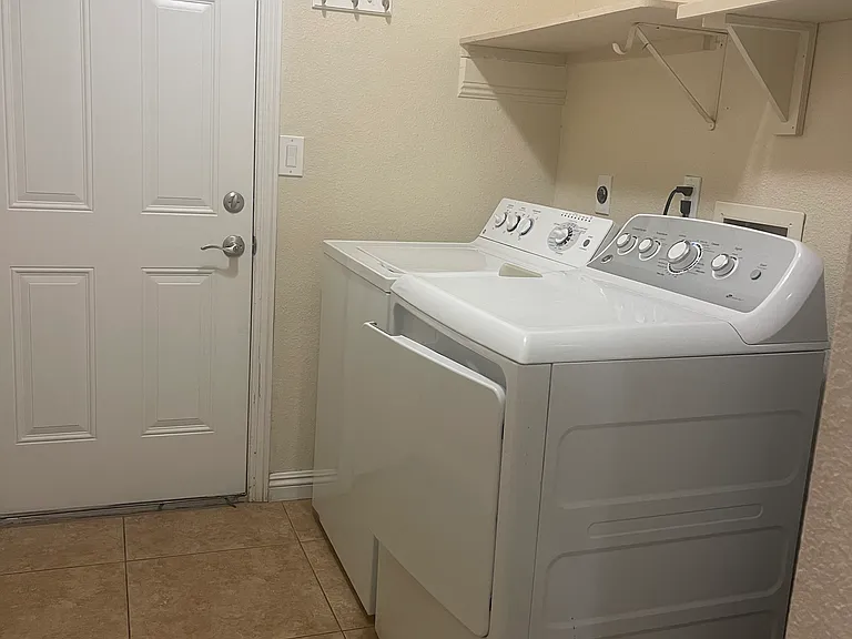 4097 Fernleaf Dr — Photo 8