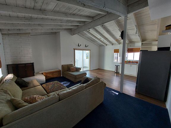 4th image of 205 Cedar St #A