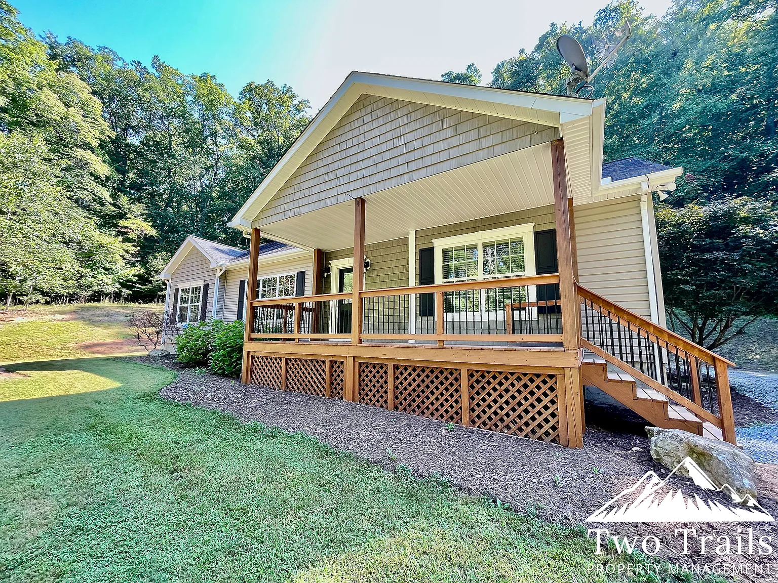 3 bed, 1532 sqft, $2,200 — Photo 1