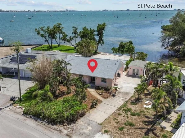 4749 Baywood Point Dr S, Gulfport, FL 33711