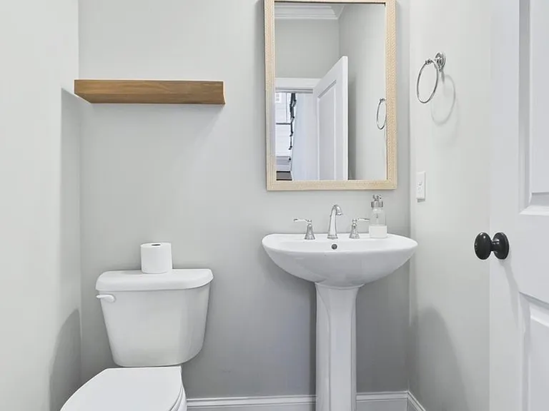 5063 Shelterwood Dr NE — Photo 18