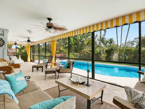 10174 Dogwood Avenue, Palm Beach Gardens, FL 33410