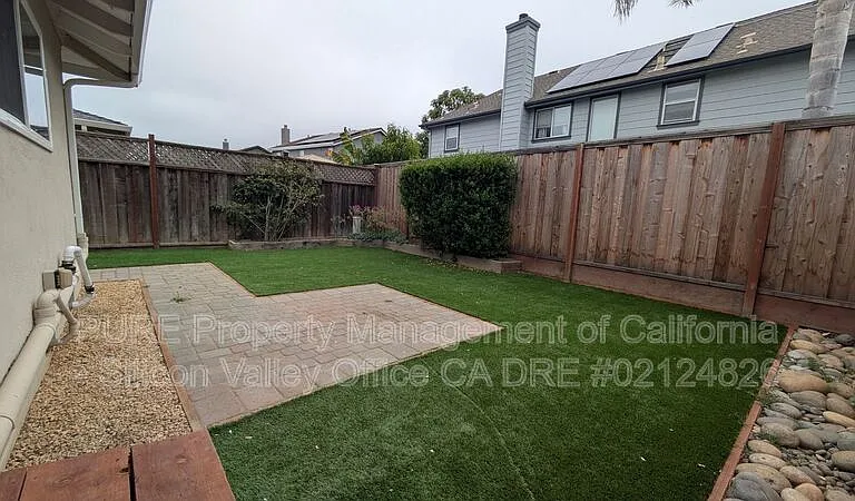 1798 Halterman Ave — Photo 11