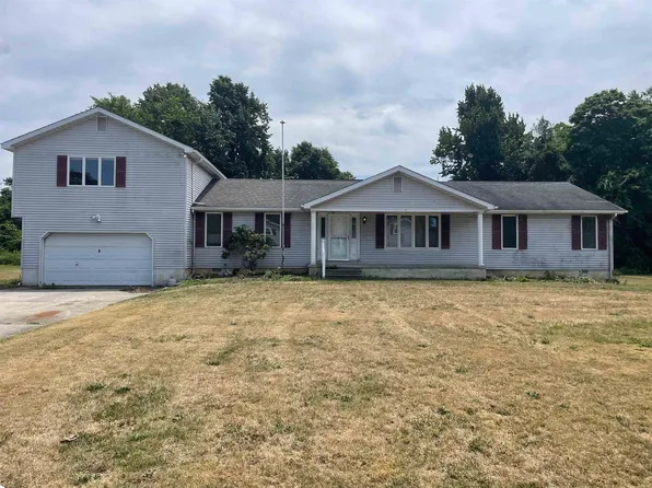 8 Secluded Ln, Rio Grande, NJ 08242