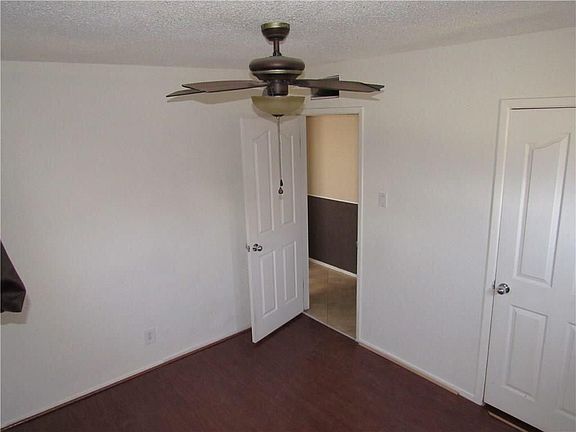 4th image of 5612 Sun Valley Dr