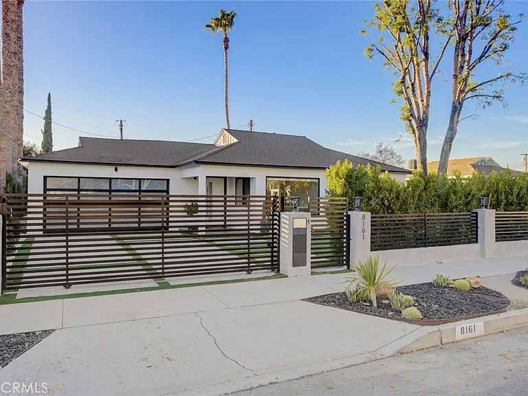 8161 Encino Ave — Photo 20