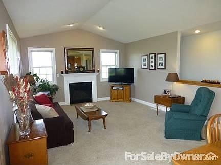 Living Room w/ Fireplace
