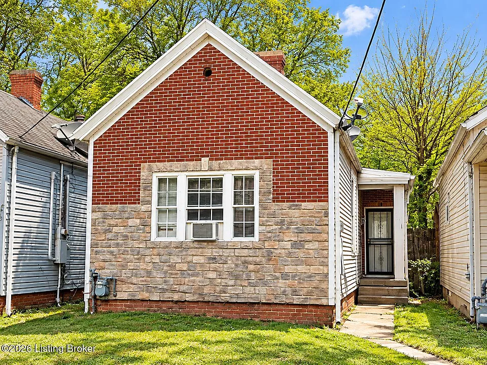 1705 1/2 Hale Ave