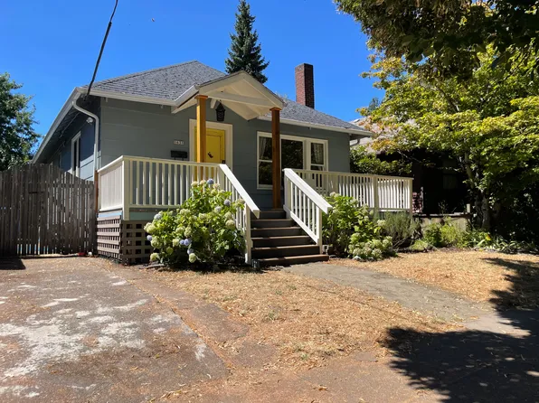 (undisclosed Address), Portland, OR 97215