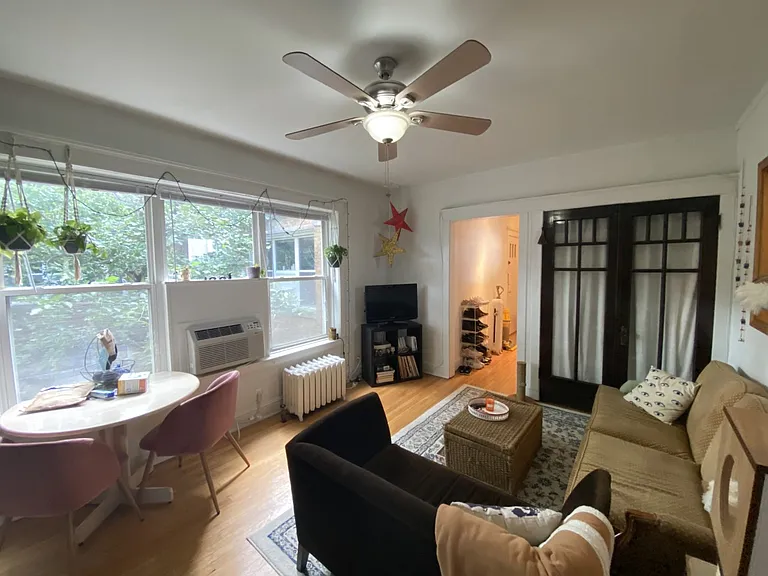 919 W Cornelia Ave #3A — Photo 1