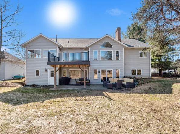 5023 Tyler Oaks Dr, Hudsonville, MI 49426