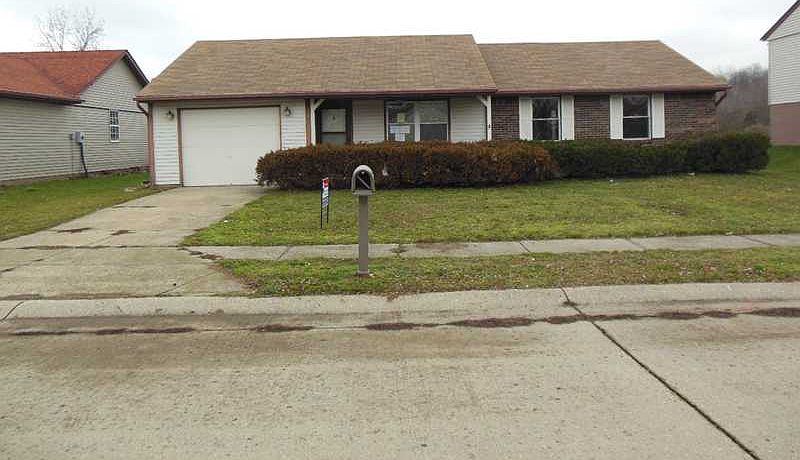 1st image of 3261 N Mohave Ln
