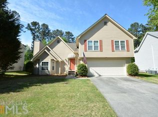 2690 Trotters Pointe Dr, Snellville, GA 30039