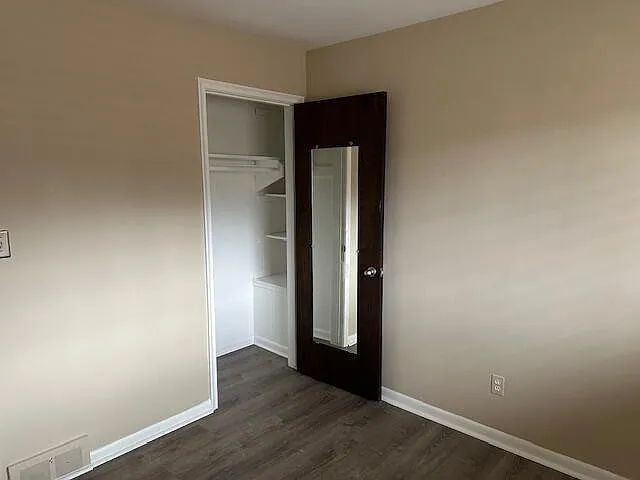 18547 Hillcrest St — Photo 19