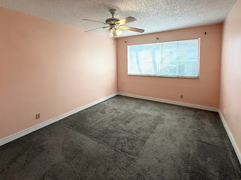9977 Westview Dr #111 — Photo 14