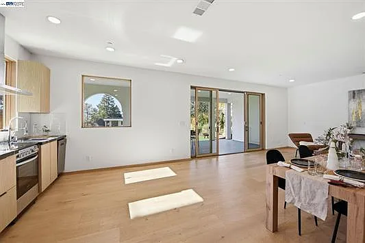 1024 Grizzly Peak Blvd — Photo 22