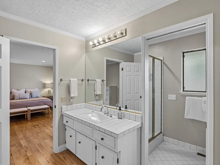 2865 Lasauen Rd — Photo 22