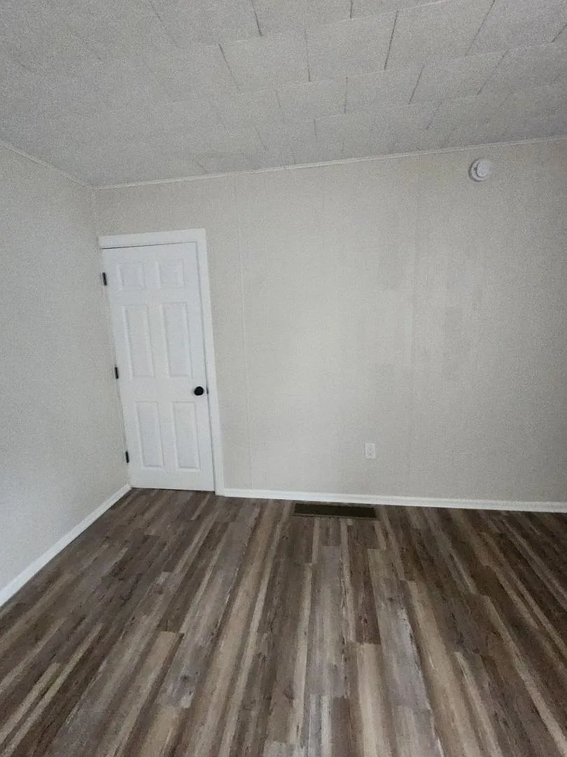 3 bed, 1390 sqft, $1,595 — Photo 4