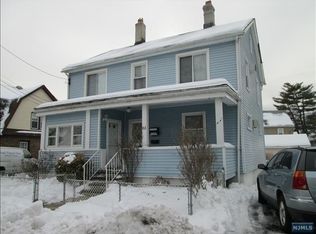 61 Mehrhof Rd, Little Ferry, NJ 07643