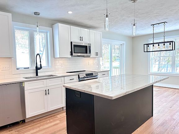 3rd image of 12 Peaslee Road