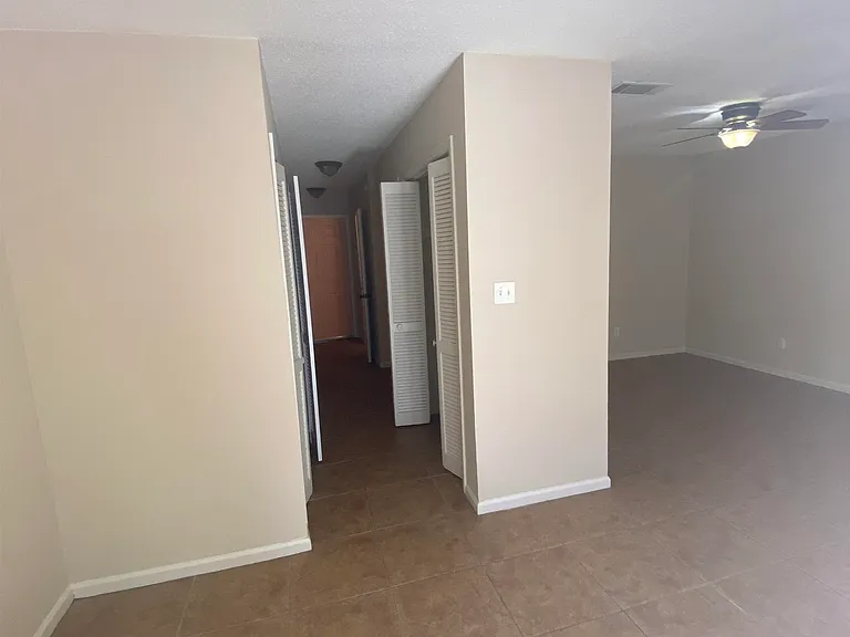 3701 Donovan Dr #B — Photo 8