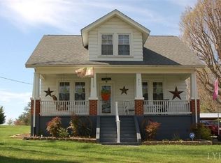 311 Prospect Rd, Hurt, VA 24563