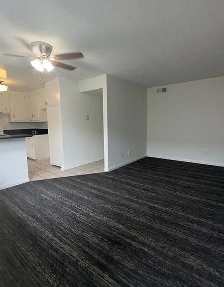 7350 Pickering Ave #8 — Photo 6