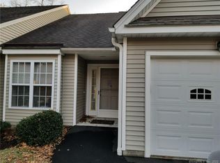 148 Louis Hill Rd #148, Newtown, CT 06482