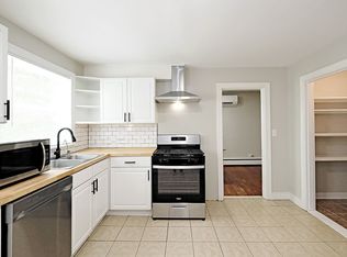 2525 Woodland Dr #A, Charlottesville, VA 22903
