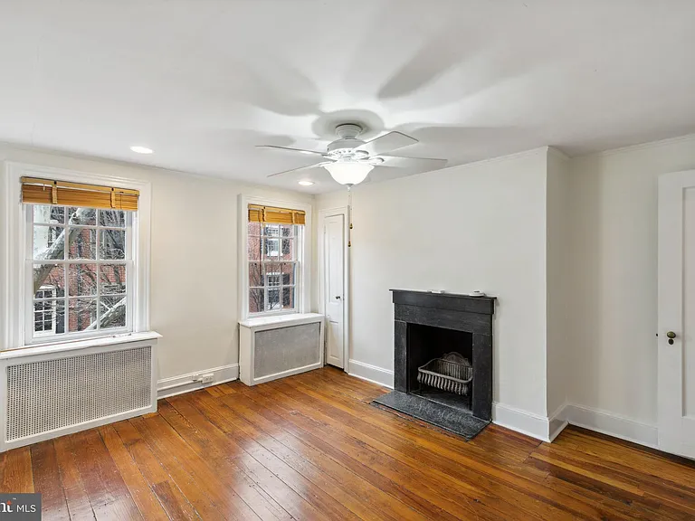 423 S Carlisle St — Photo 17