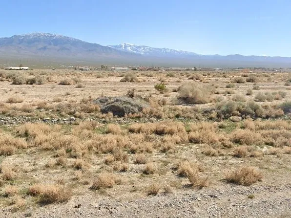 6381 N Linda St, Pahrump, NV 89060