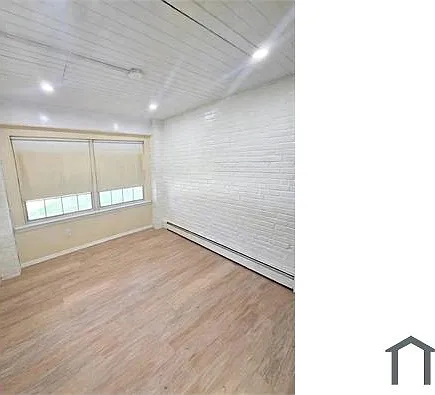 4 bed, 1315 sqft, $3,200 — Photo 4