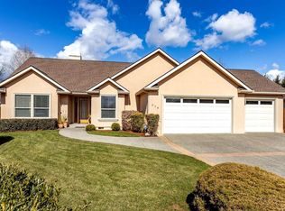 974 Fairview Ct, Eagle Pt, OR 97524