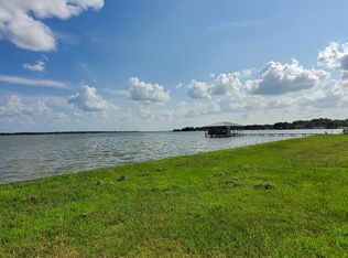 106 Beacon Ct, Kemp, TX 75143