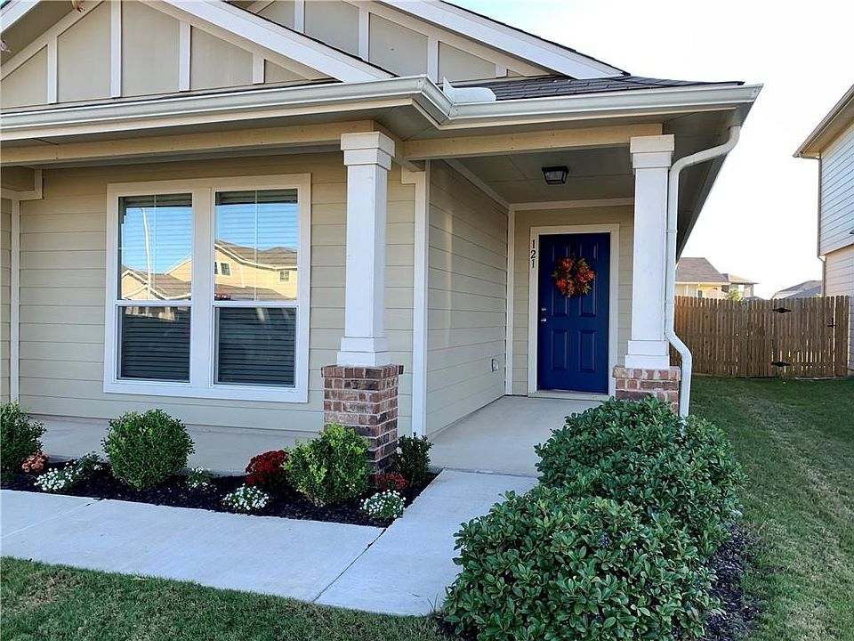 1st image of 121 Navidad River Dr