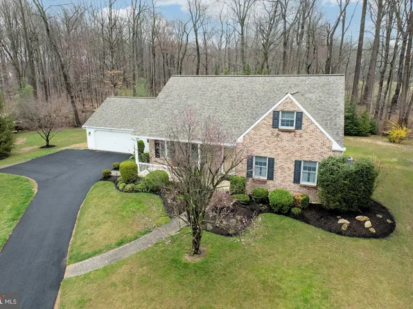 32 Hunter Dr, Glenmoore, PA 19343