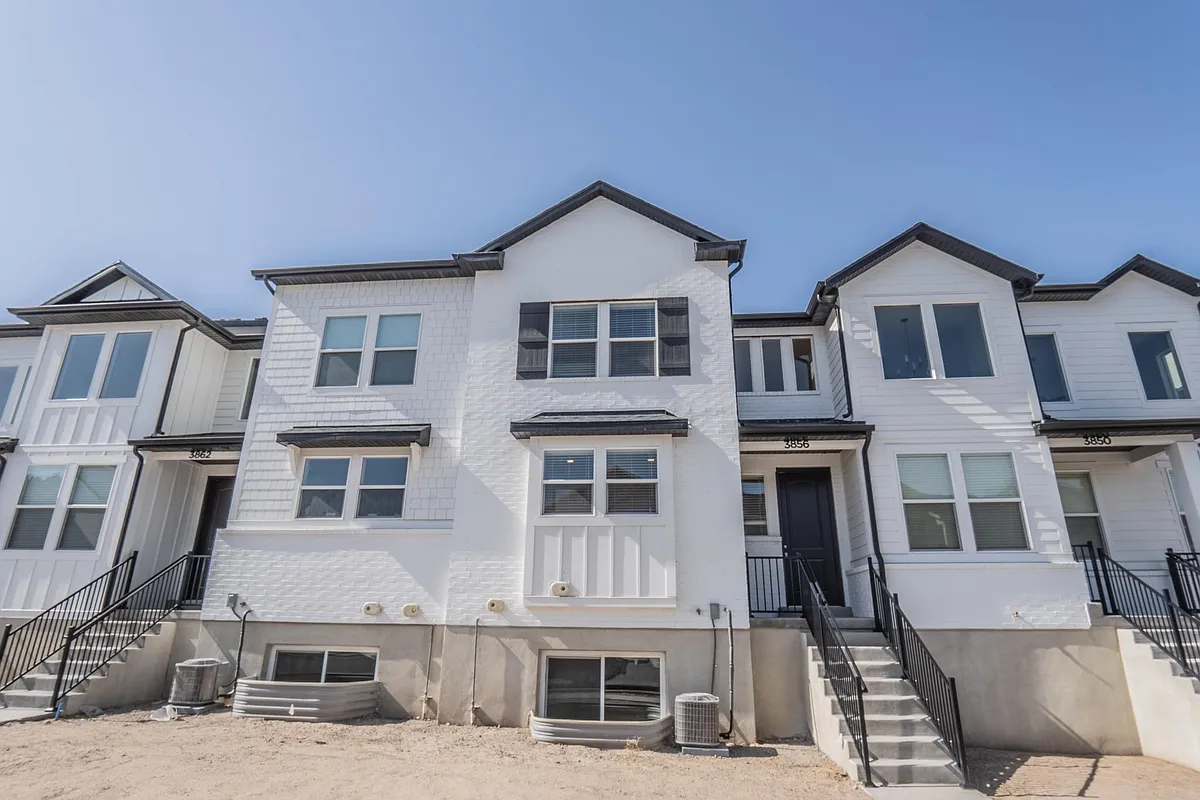 Building Photo - 3856 W Hardman Way