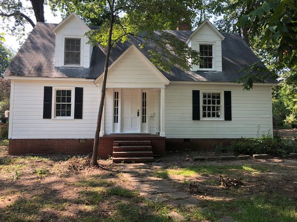 412 Lucerne Dr